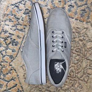 Vans women’s tennis shoes